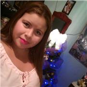 Cuidadora de niño y profesora para un mejor futuro